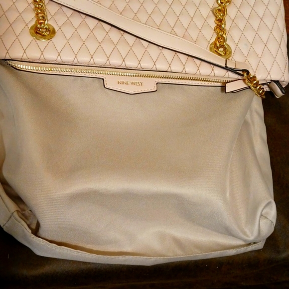 Nine West CAELIA Quilted Zip Closure Tote in Pink. (OS) - Picture 9 of 13